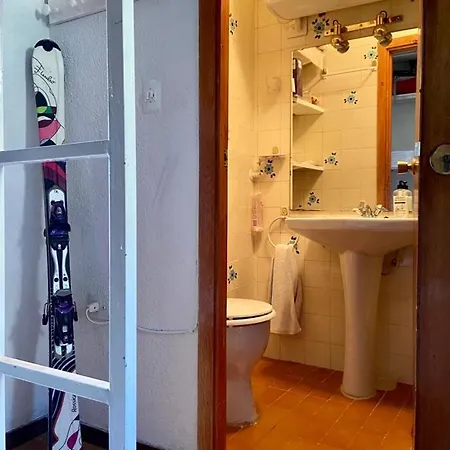 Alcazaba Zona Media Daire